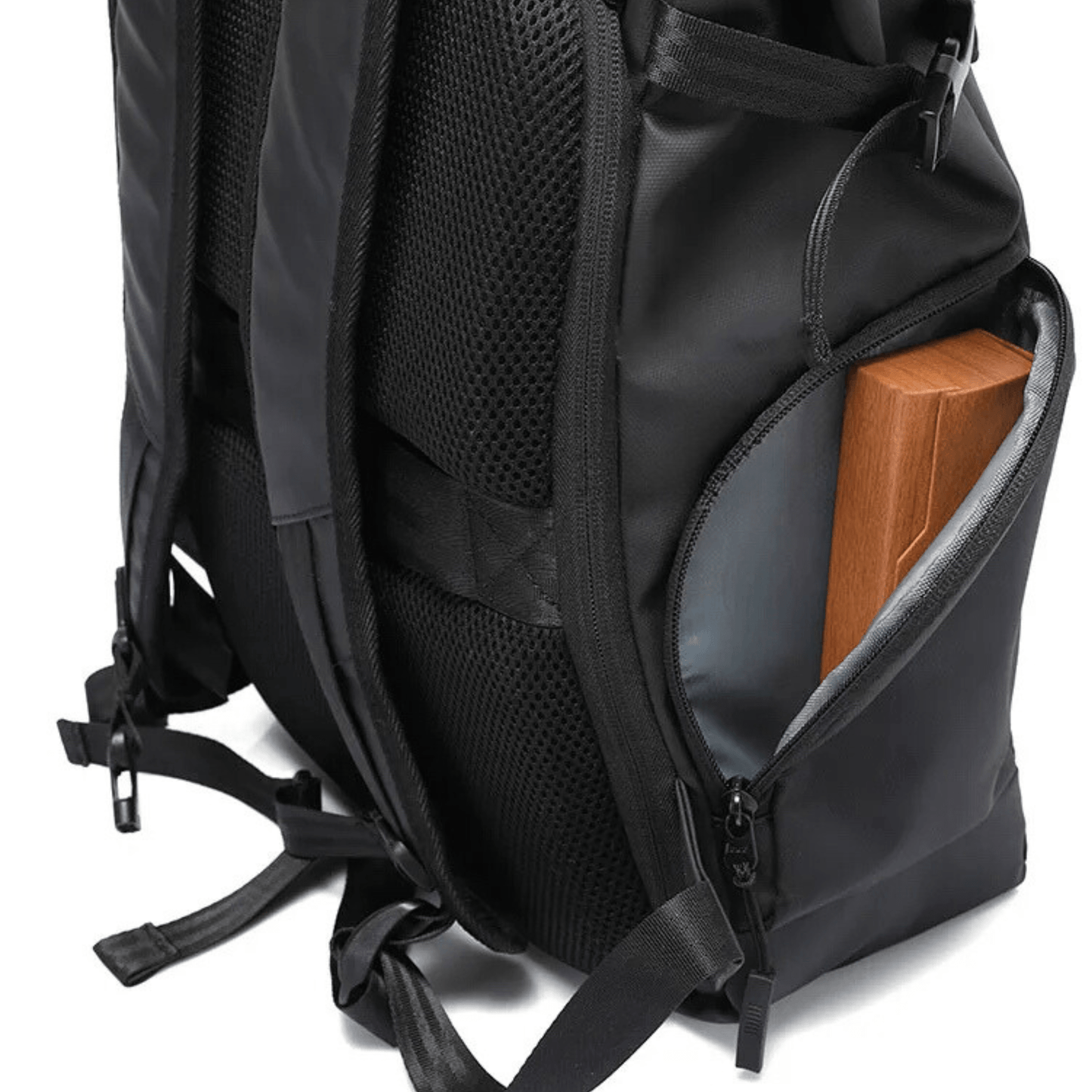 Edelux – Stylish and Functional Urban Backpack