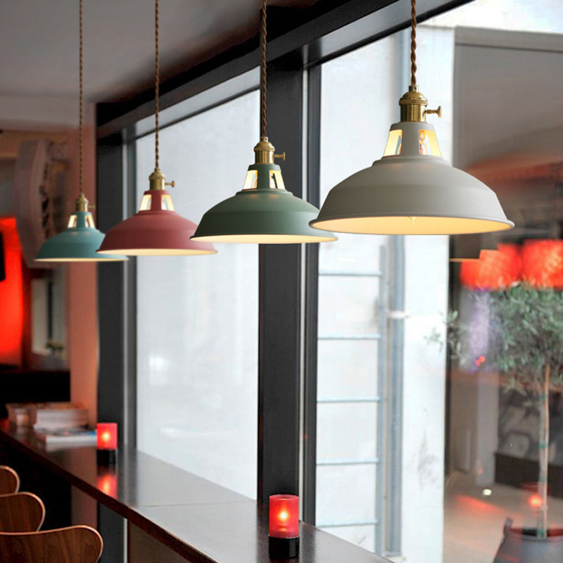 IndustraLume - Industrial Pendant Light | Effortless Retro Dining Style