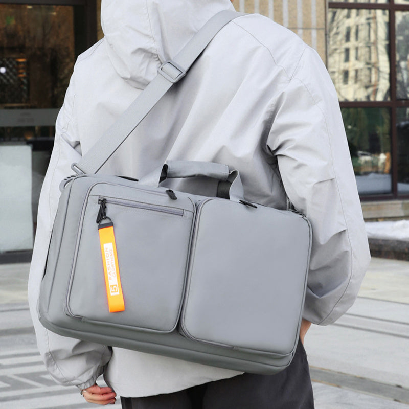 VersaCarry – Multifunctional High-Capacity Backpack with USB Port