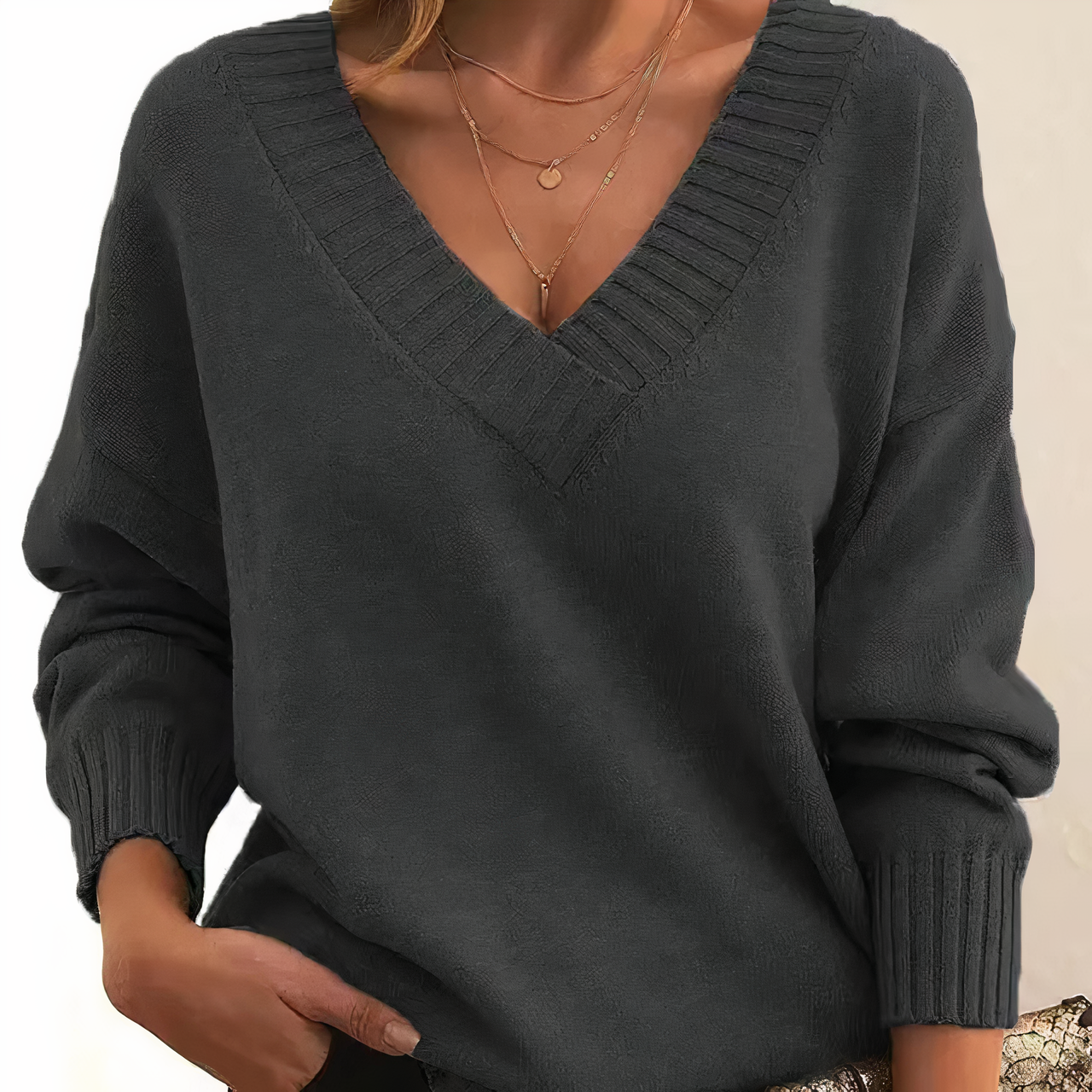 ChicWear - Cozy cashmere sweater for stylish autumn outfits