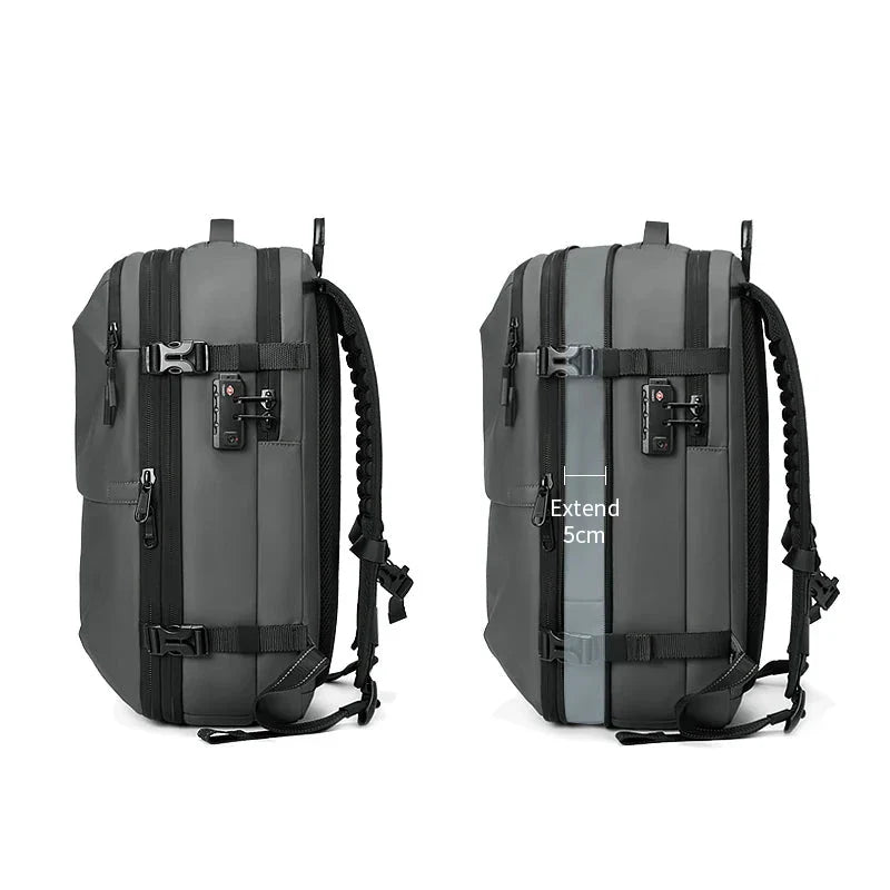 VoyagerPro – 17" Vacuum Compression Waterproof Backpack