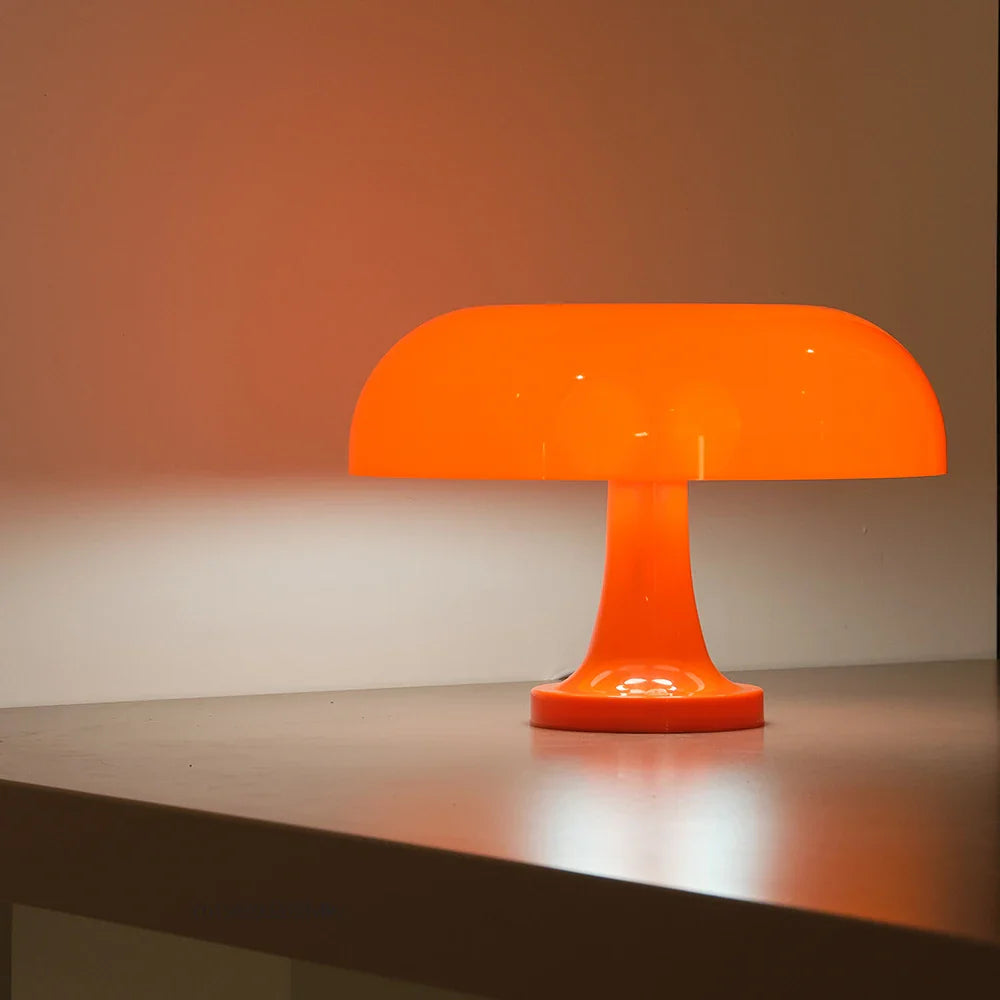 MushLumi - Bauhaus Table Lamp | Timeless Retro Mushroom Design