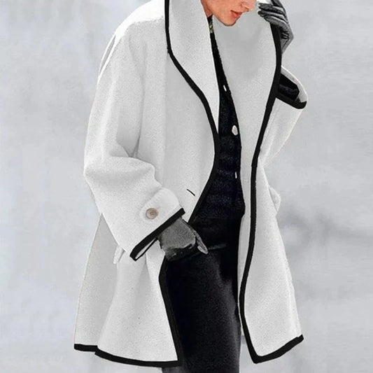 Chic Couture - Clara white trench coat for timeless elegance